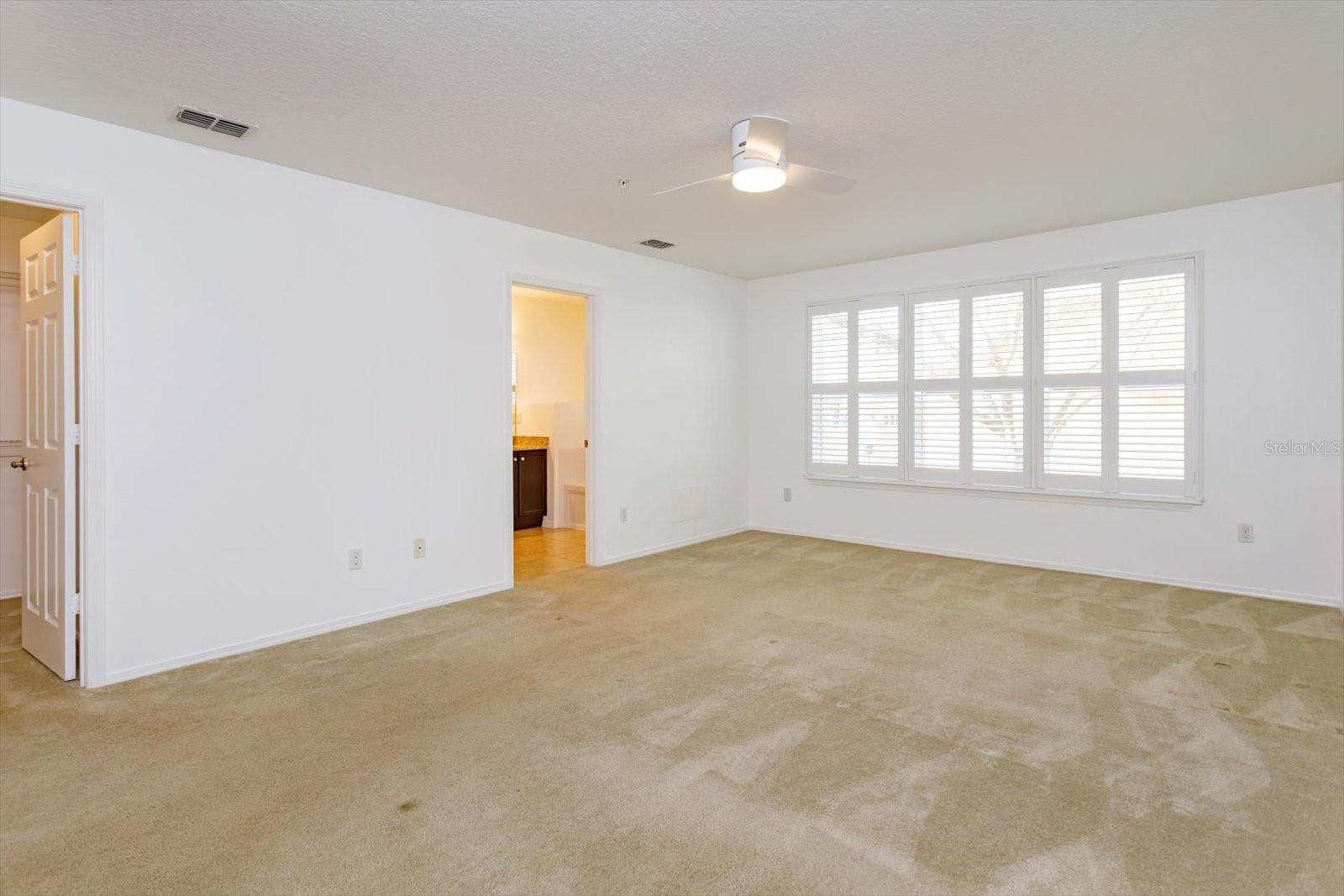 SUTTON PLACE TOWNHOMES A REPLAT - Residential