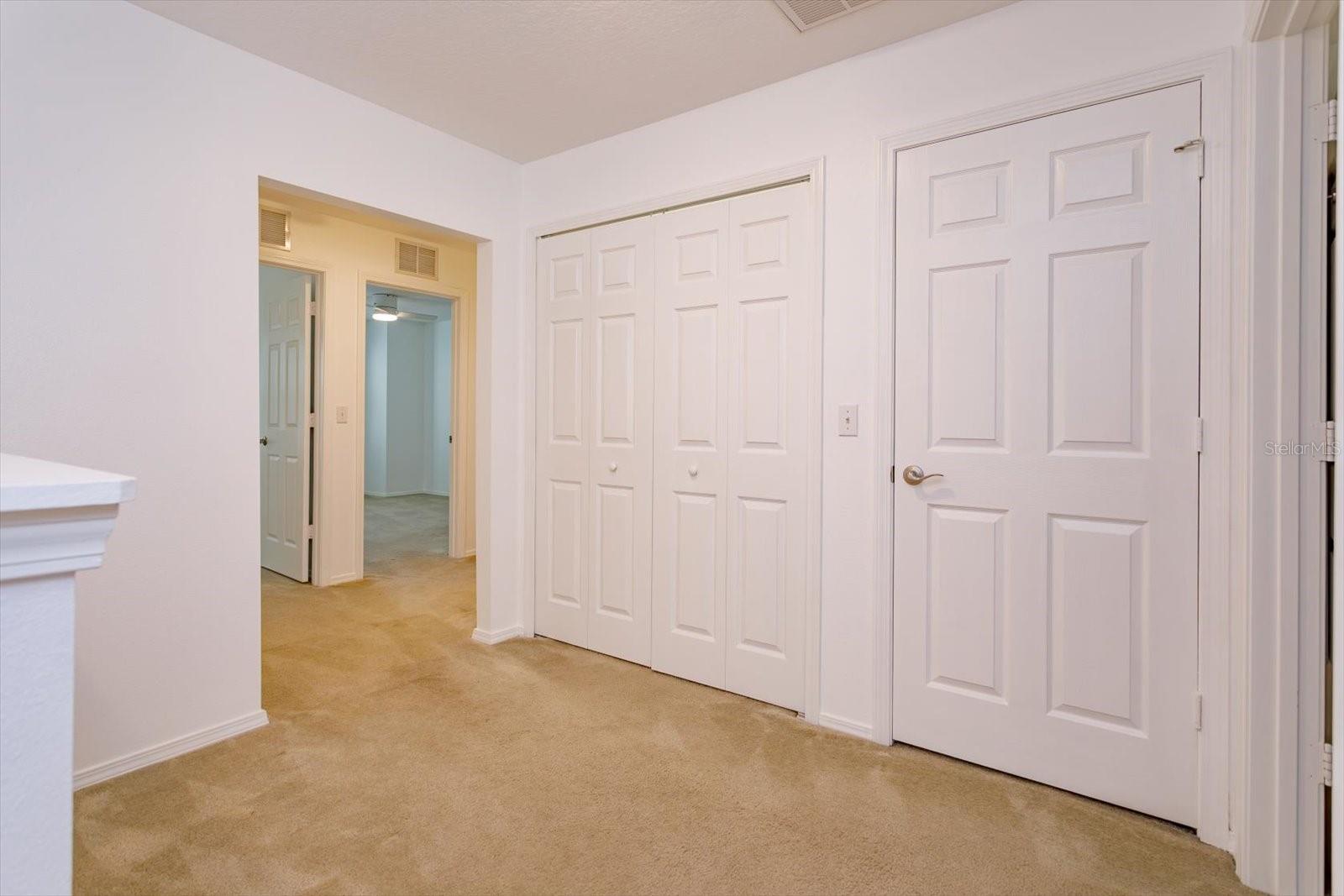 SUTTON PLACE TOWNHOMES A REPLAT - Residential