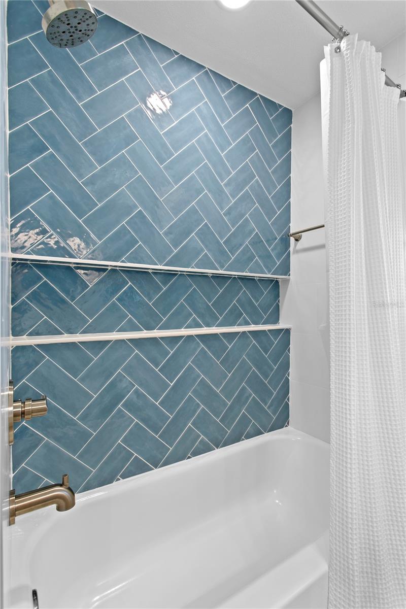 PONDEROSA OF SHORE ACRES - Residential