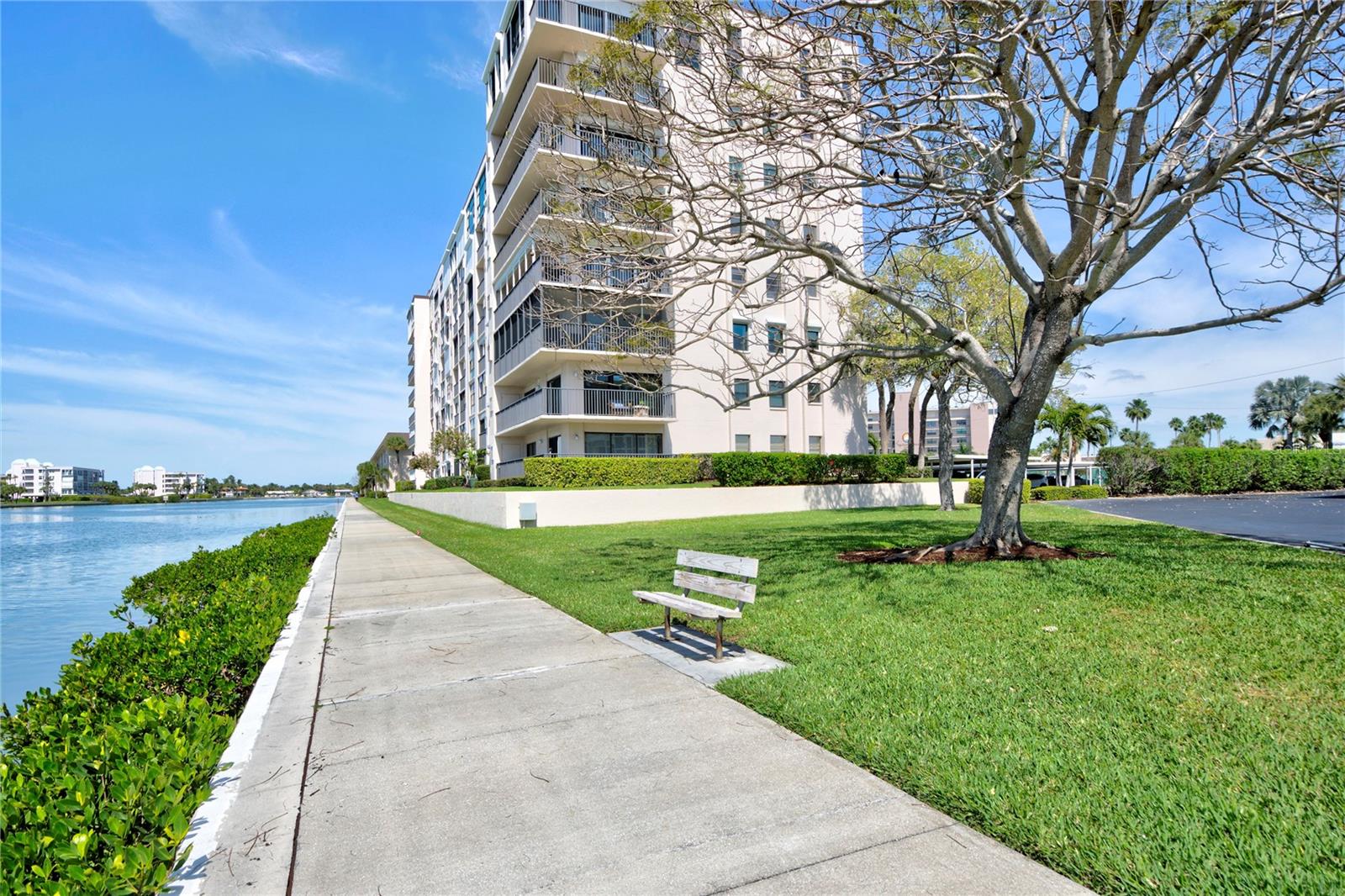 7600 SUN ISLAND DRIVE S 804