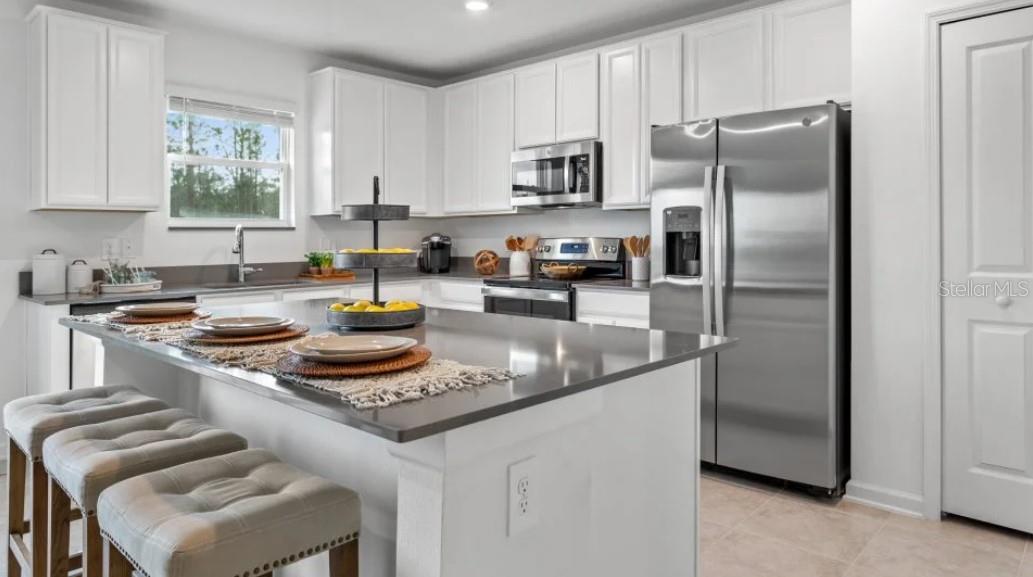 120 ADVENTURE AVENUE