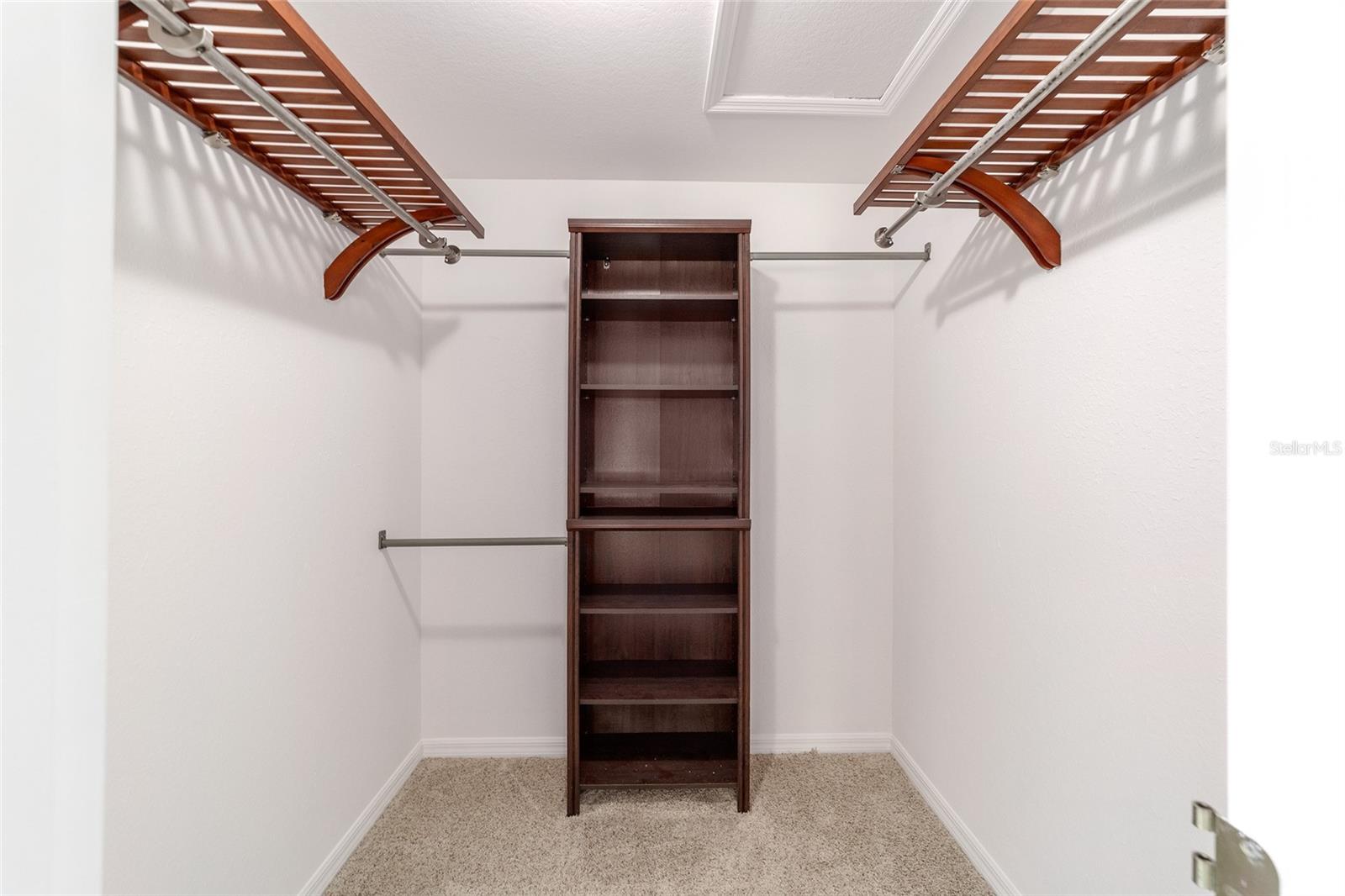 OAKWOOD ESTATE - Residential