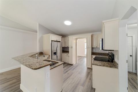 Tiny photo for 4020 NE 14th Court, Ocala, FL 34479 (MLS # OM724991)