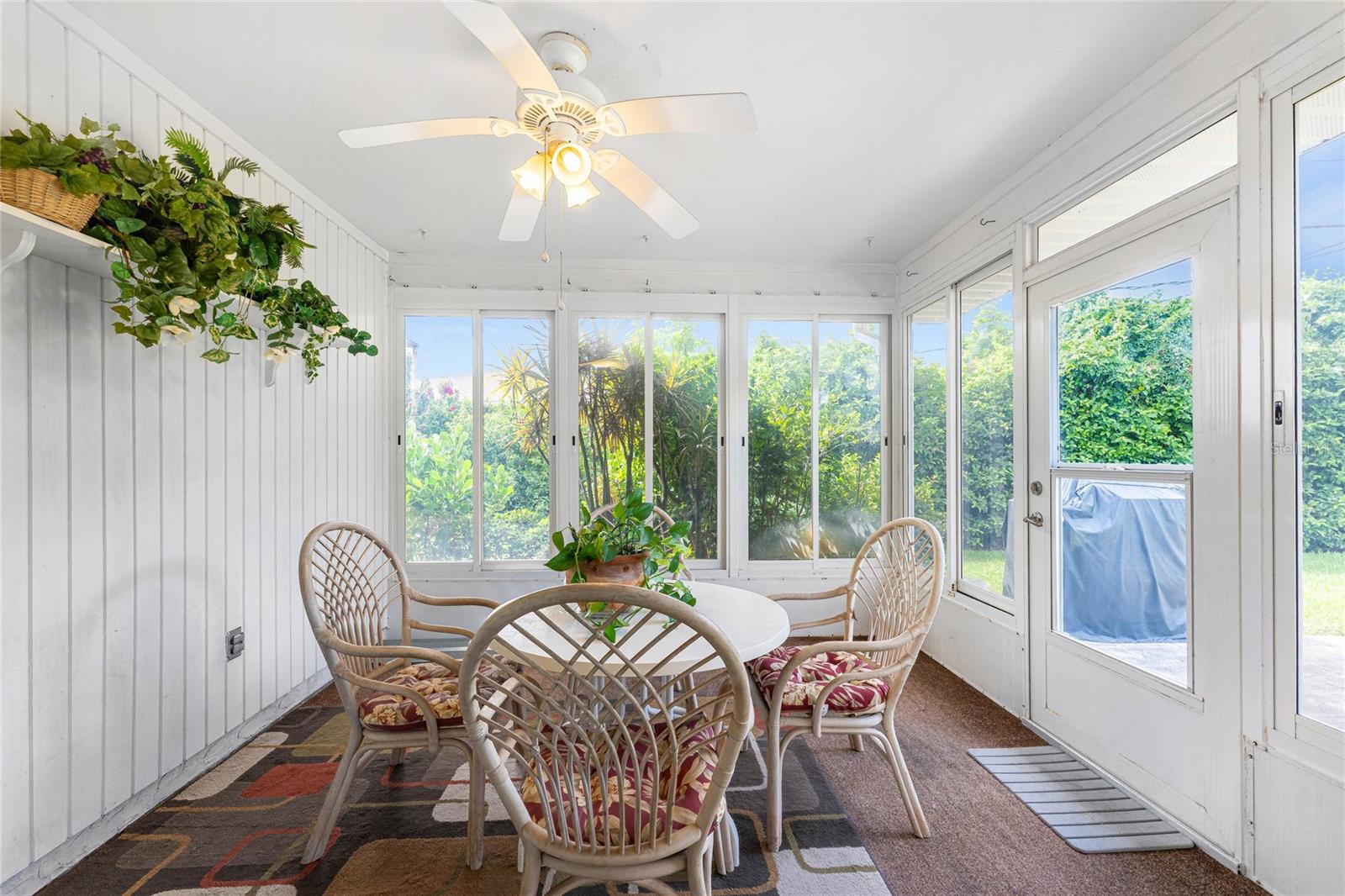 BAY VISTA BLVD - Residential