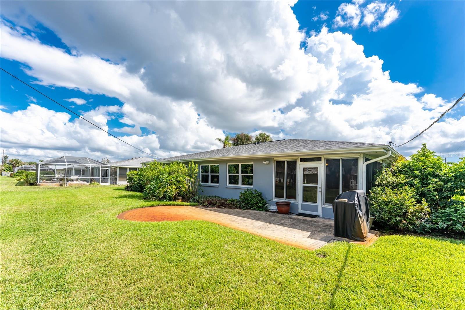 BAY VISTA BLVD - Residential