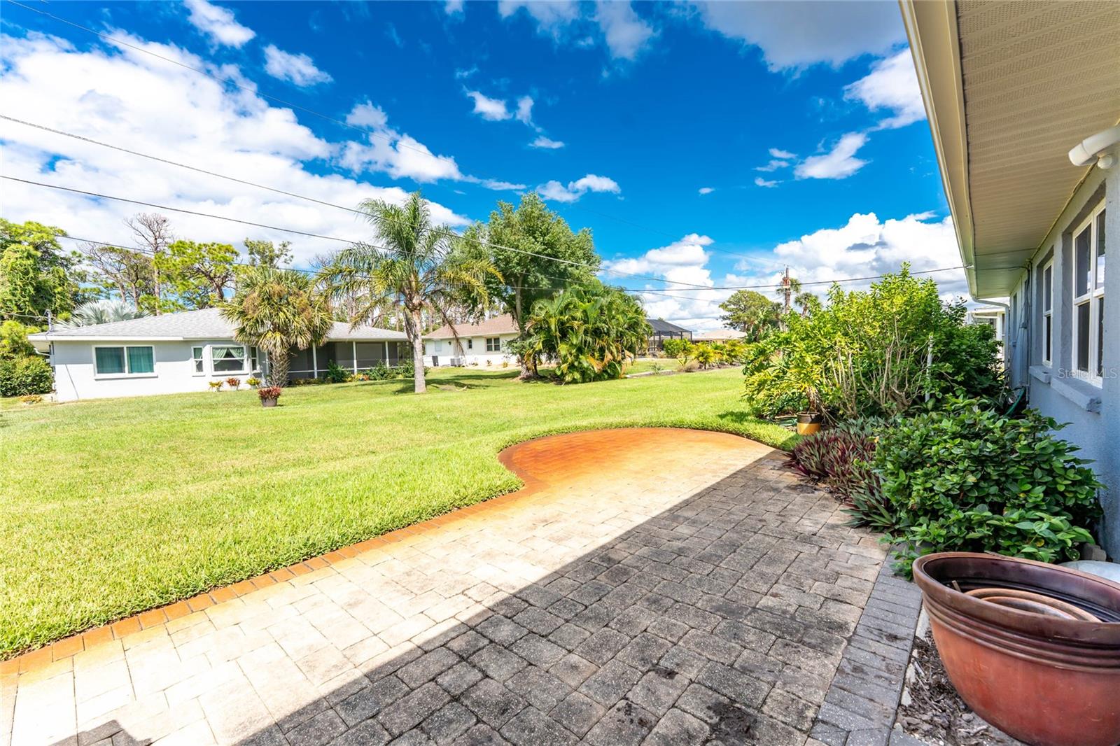 BAY VISTA BLVD - Residential