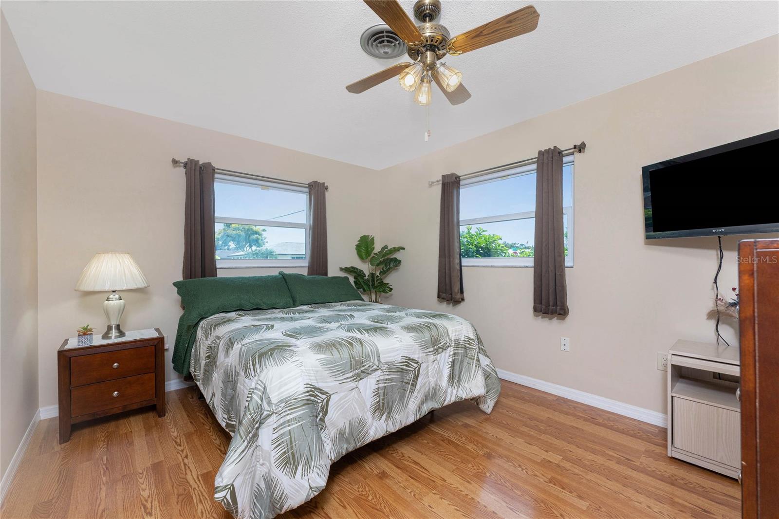 BAY VISTA BLVD - Residential
