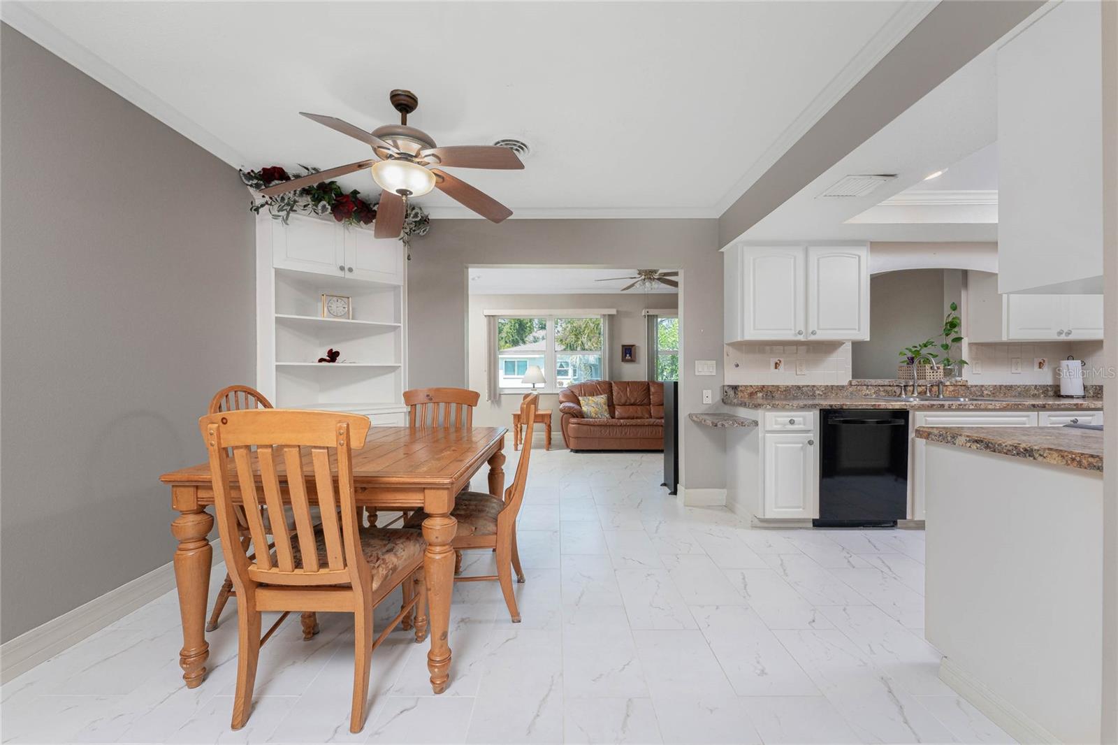 BAY VISTA BLVD - Residential