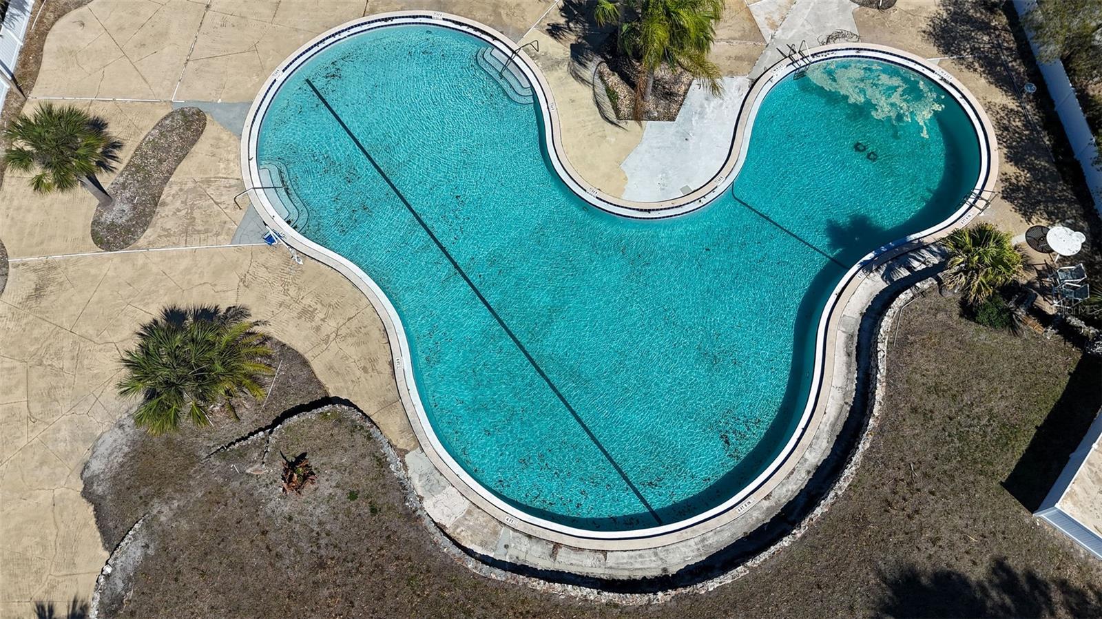 SANDPIPER LAKE AT PELICAN BAY CONDO PH 02-05 - Residential