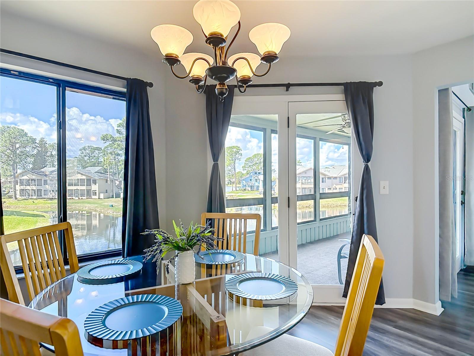 SANDPIPER LAKE AT PELICAN BAY CONDO PH 02-05 - Residential