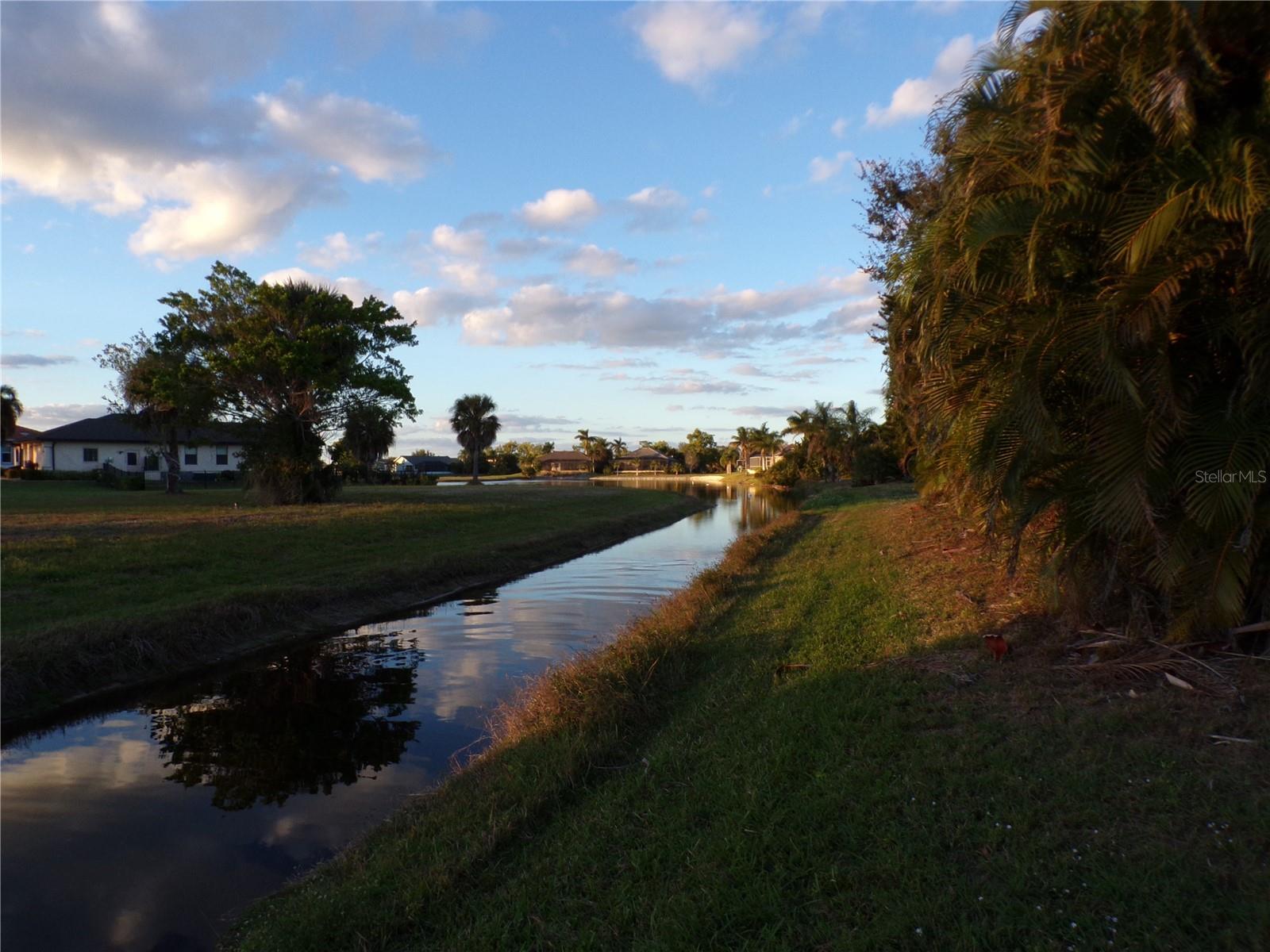 PUNTA GORDA ISLES SEC 21 - Land