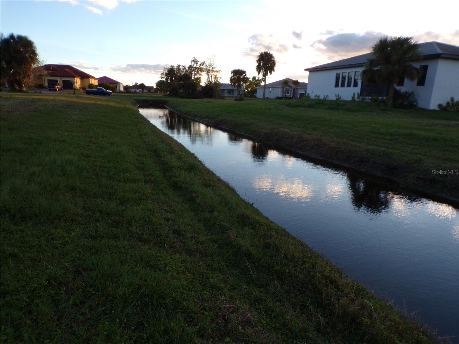 PUNTA GORDA ISLES SEC 21 - Land