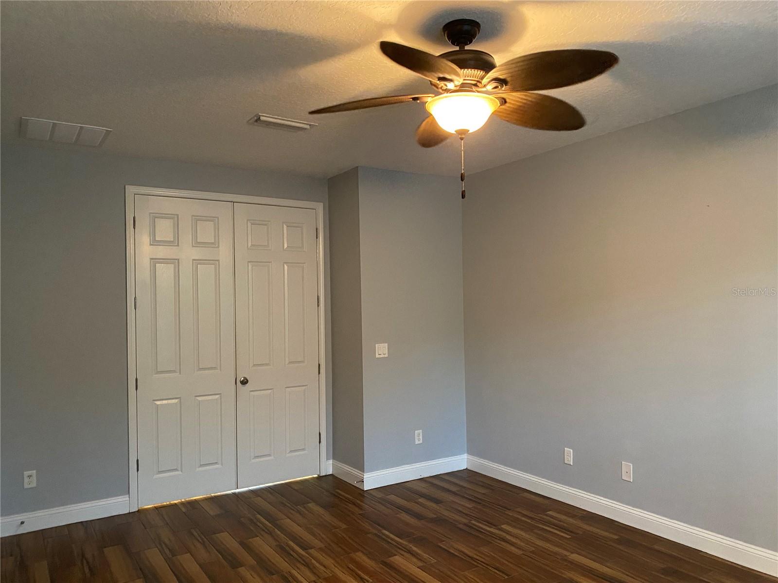 BEACH HAVEN UN 1 - Residential Lease