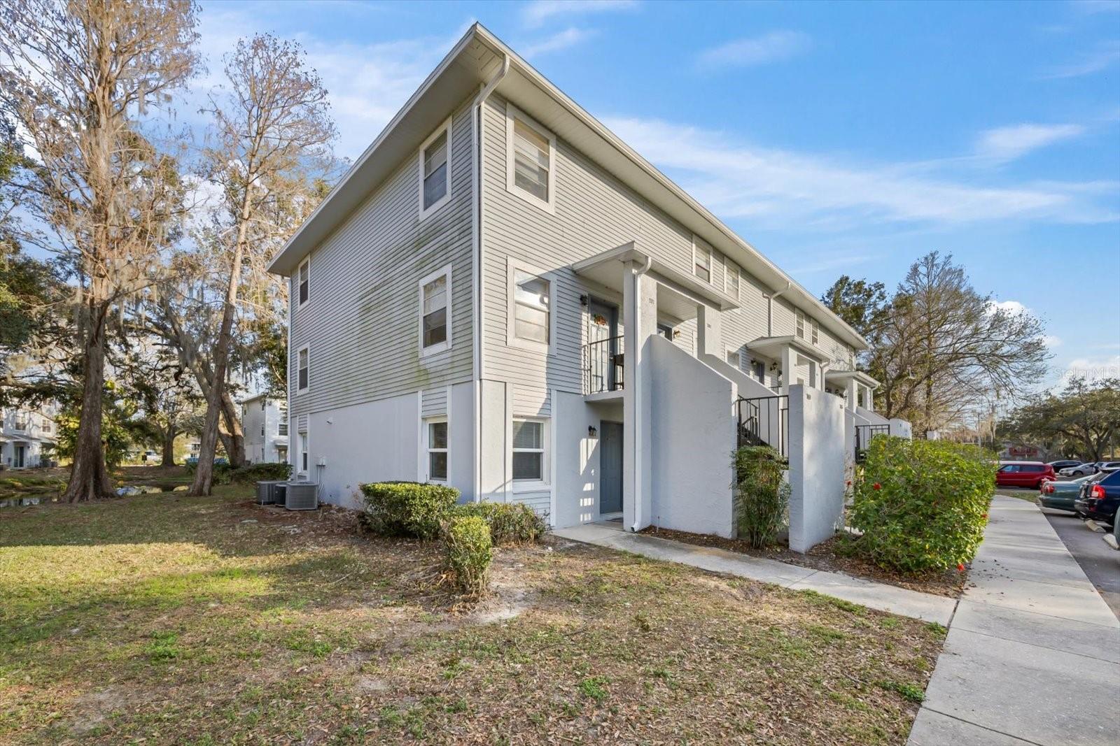 Easy-to-show 1-bedroom unit with new air conditioning, new water heater, new luxury vinyl flooring, freshly painted, new blind treatment, and renovated kitchen and bathroom for your convenience and comfort. Be the first to live in this newly renovated apartment. New stainless steel microwave and oven available. Located in a gated community with excellent security and on-site management to ensure peaceful enjoyment. With beautiful mature trees overlooking the Hillsborough River, this is a very quaint neighborhood. Close to I-75, I-4, US-41, and Highway 301 with Publix, restaurants, and amenities within minutes. Pets are welcome with a deposit. Located in Building 33. Call 733 at the gate!