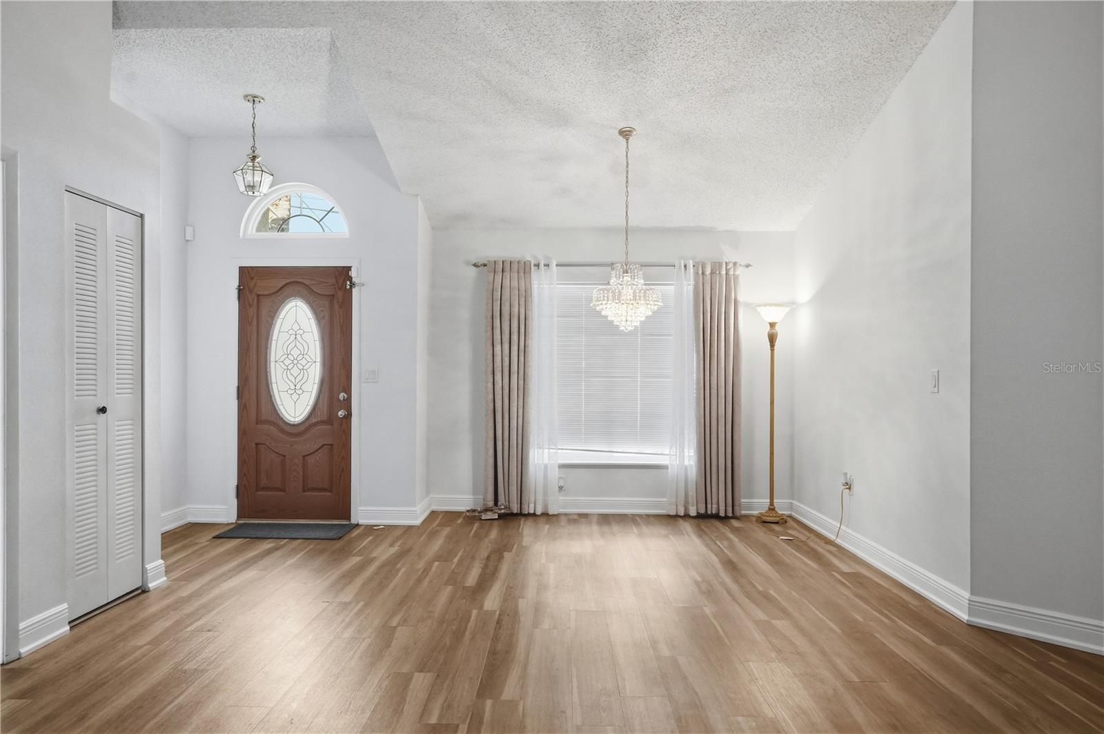 5277 DELTONA BOULEVARD