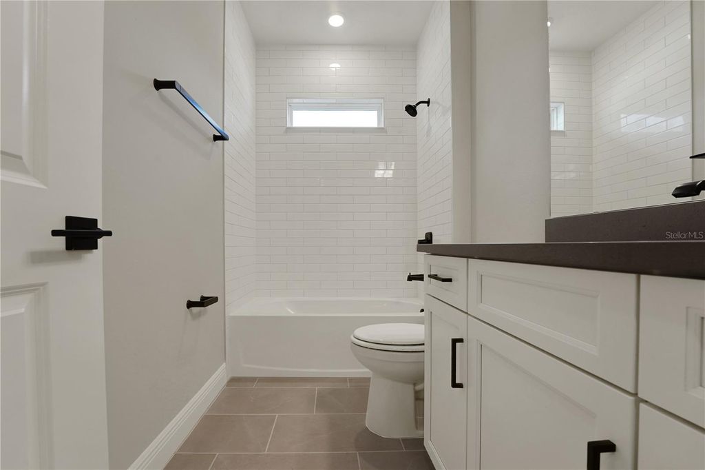 Photo of 14310 Crest Palm Avenue, Windermere, FL 34786 (MLS # G5106266)