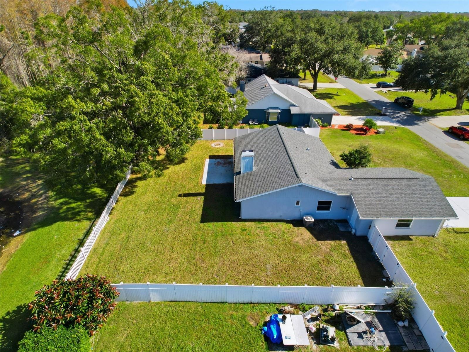 LAKE PADGETT ESTATES EAST - Residential