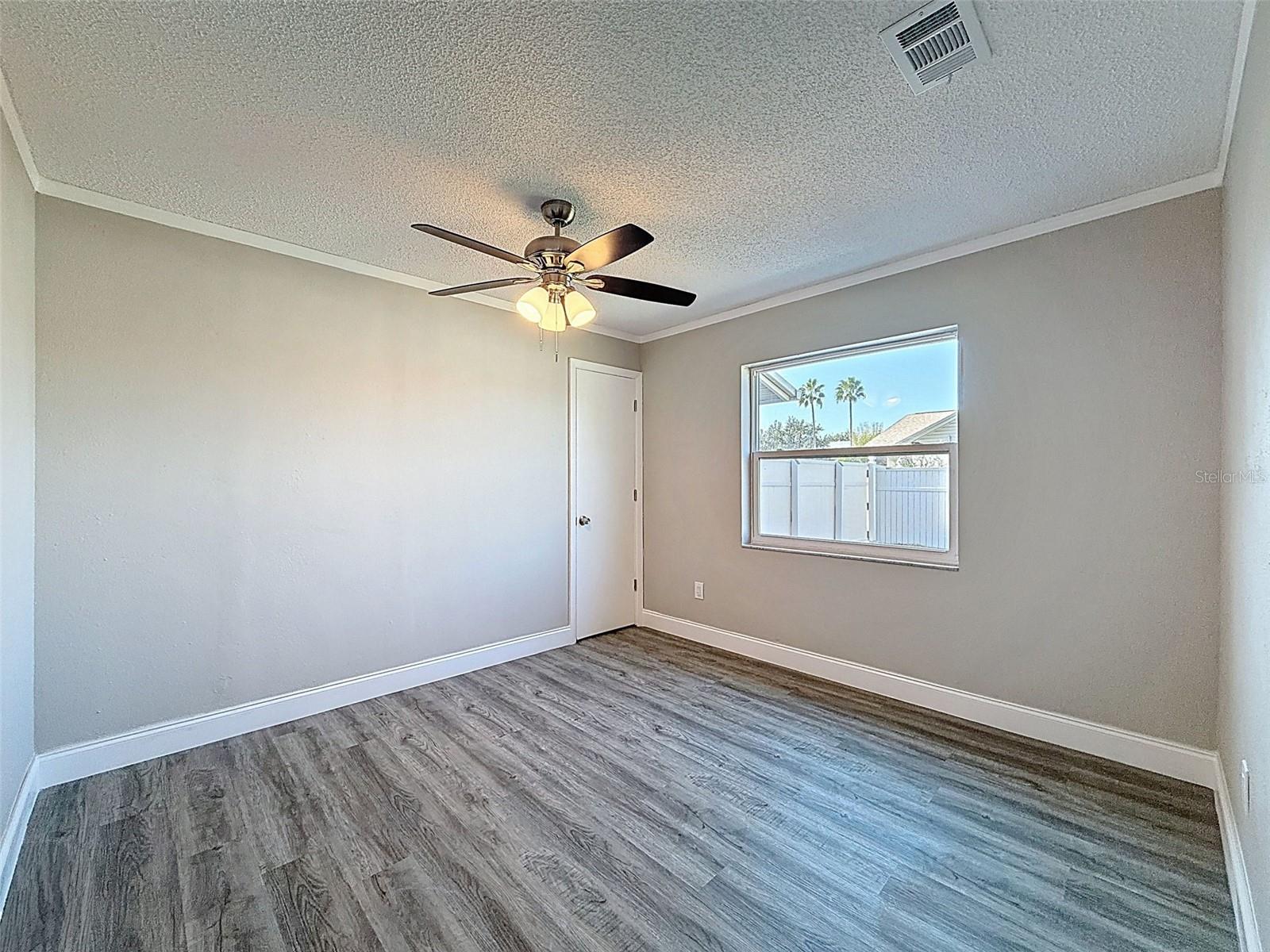 LAKE PADGETT ESTATES EAST - Residential