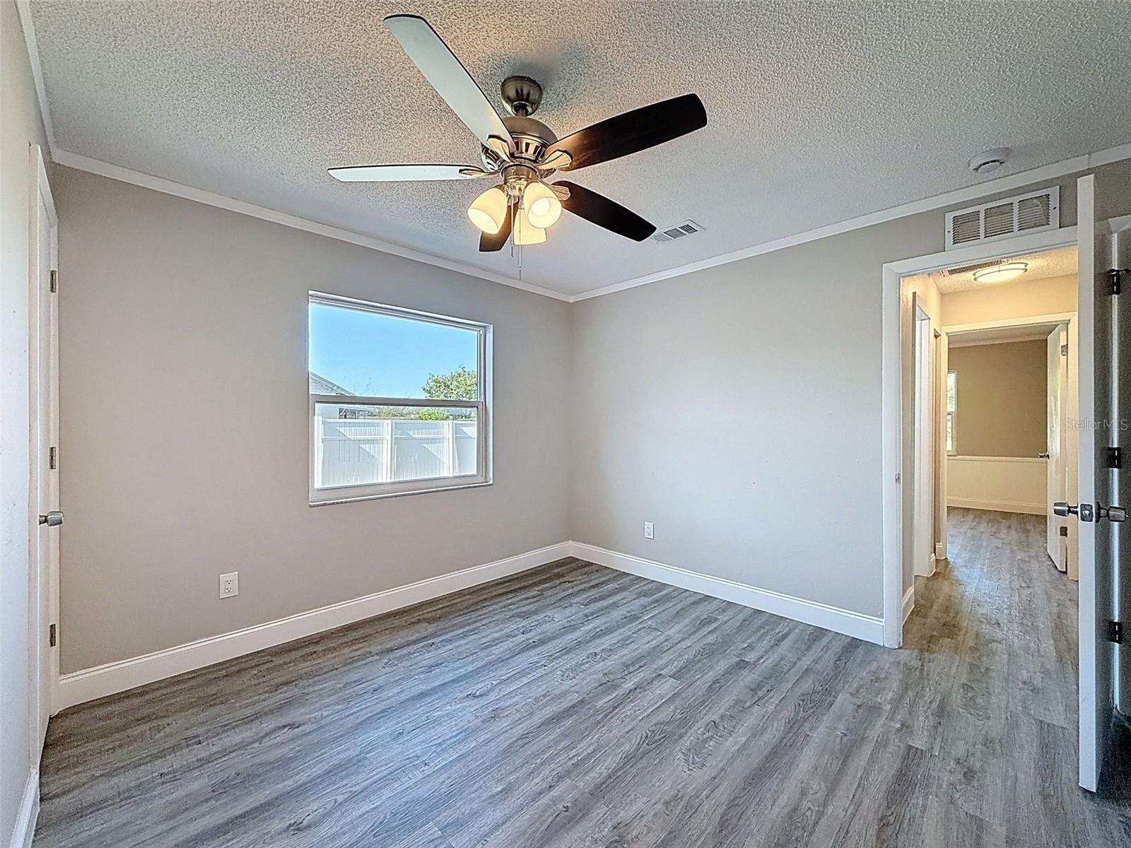 LAKE PADGETT ESTATES EAST - Residential