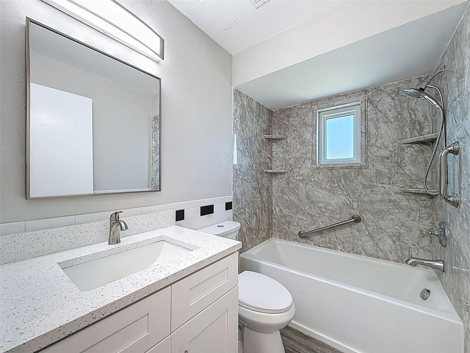 LAKE PADGETT ESTATES EAST - Residential