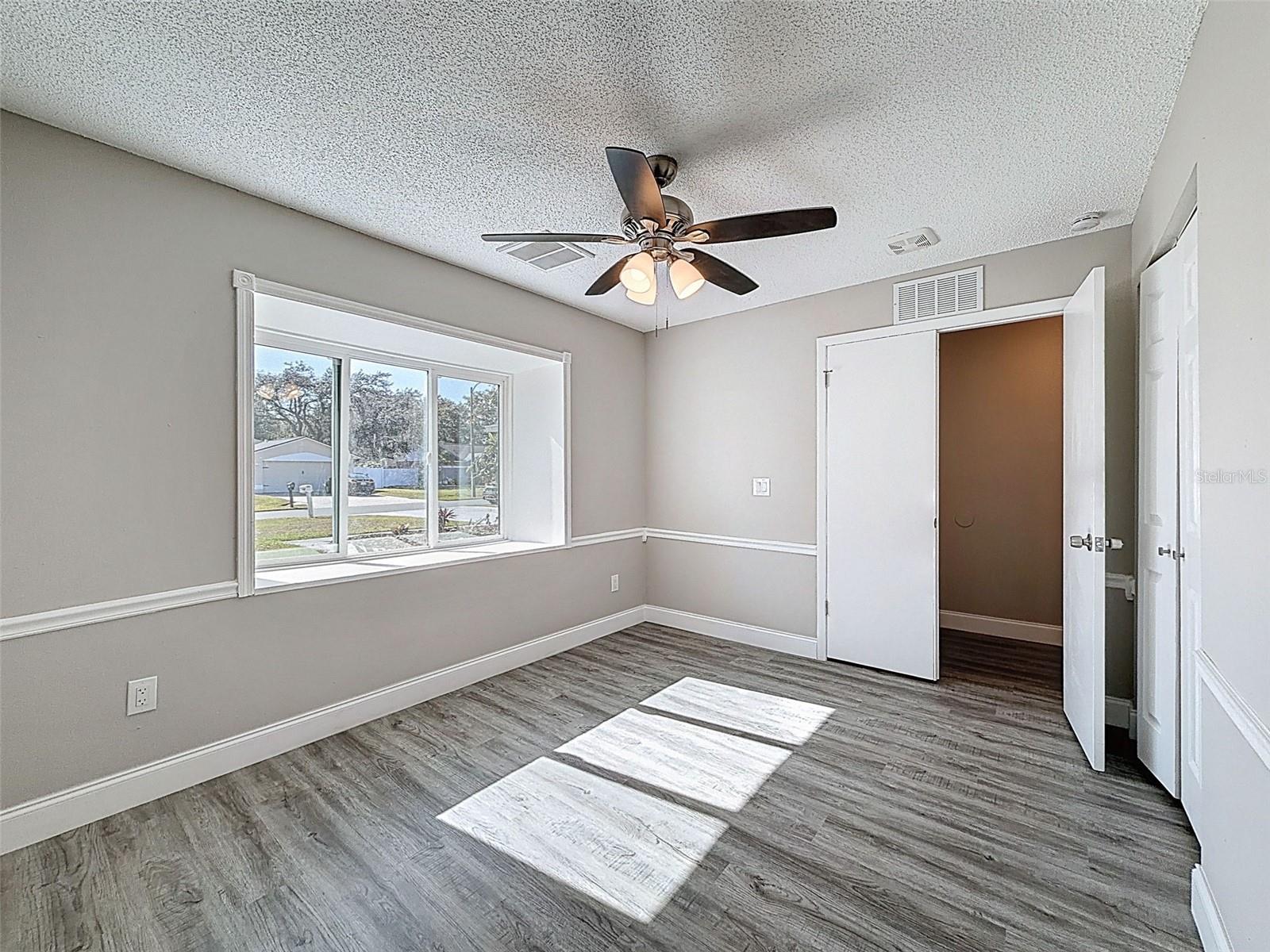 LAKE PADGETT ESTATES EAST - Residential