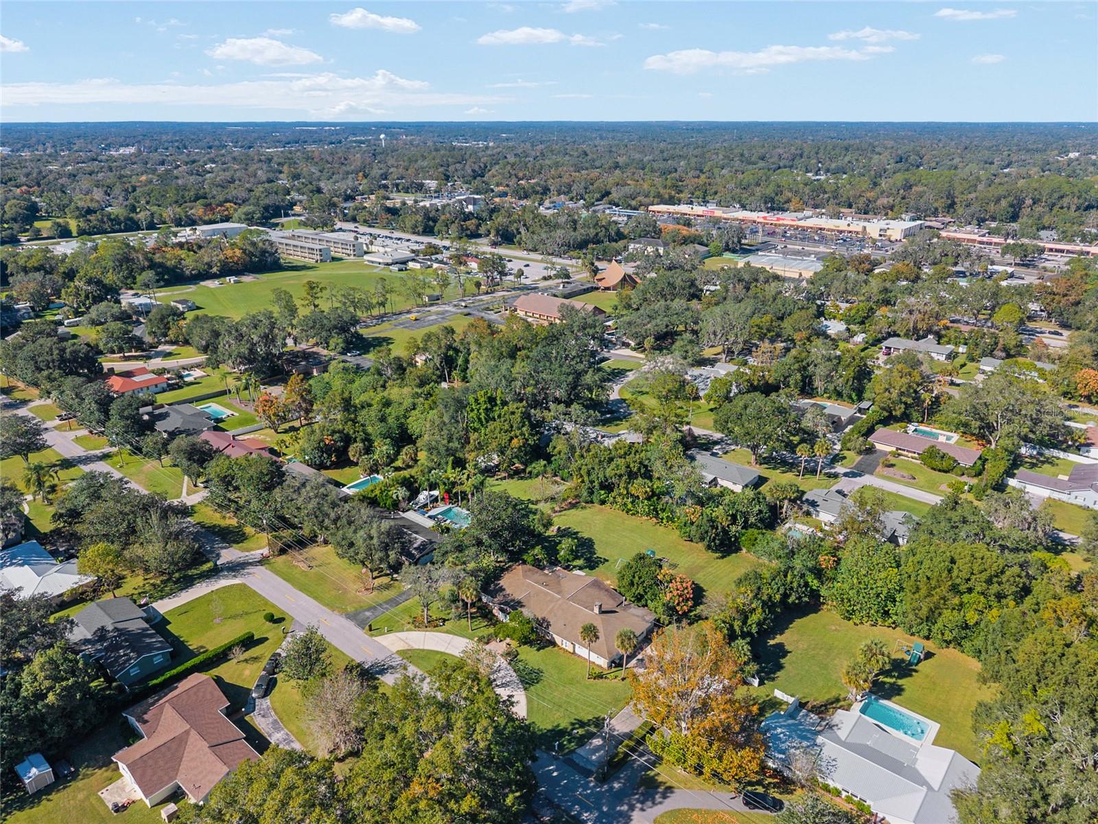 WOODFIELDS - Residential