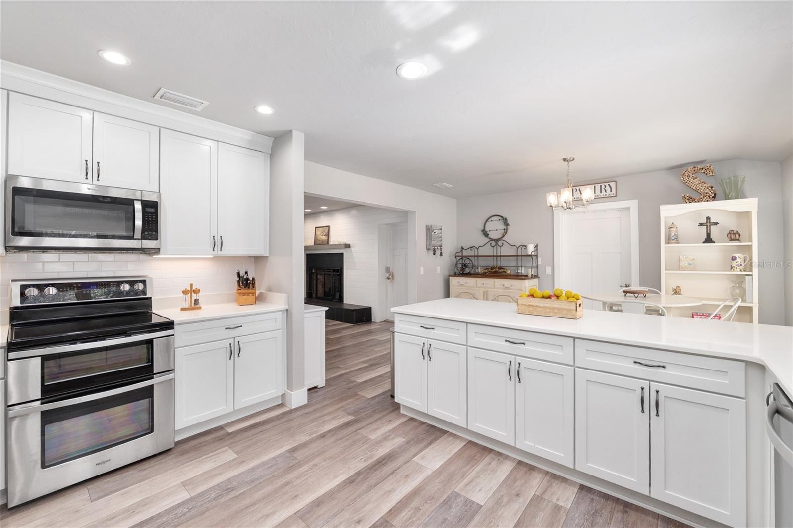 WOODFIELDS - Residential