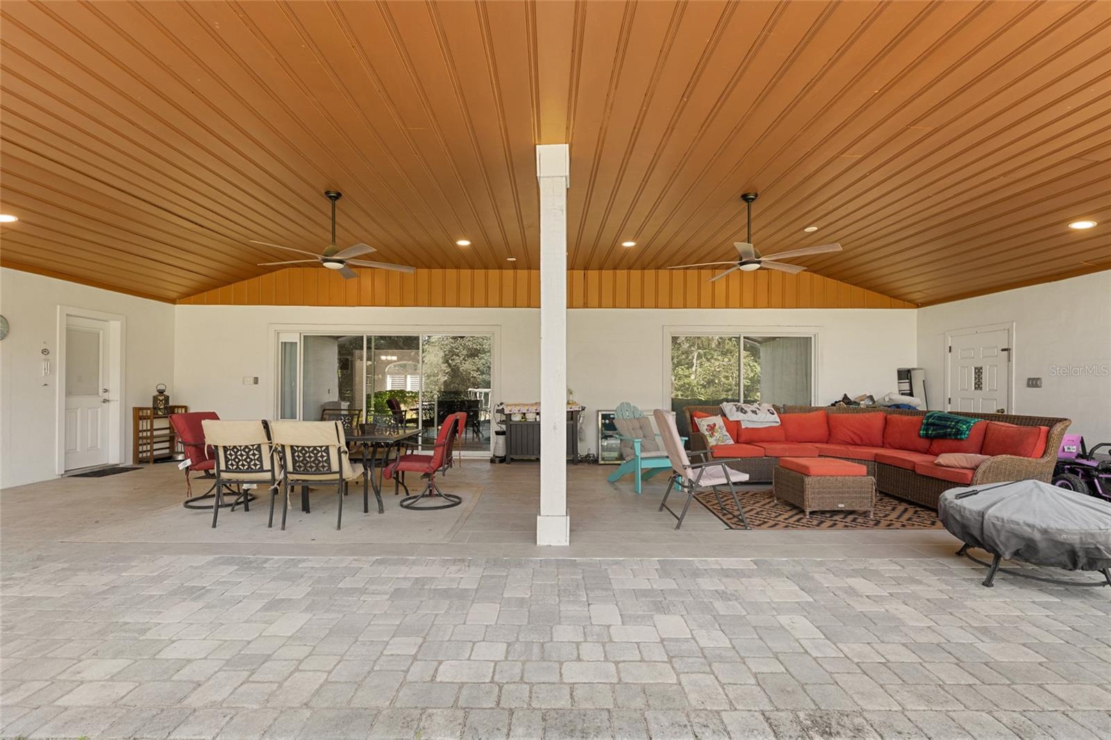 WOODFIELDS - Residential