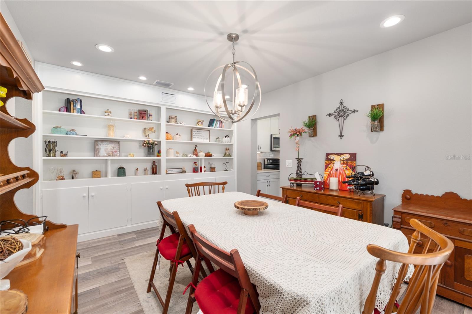 WOODFIELDS - Residential