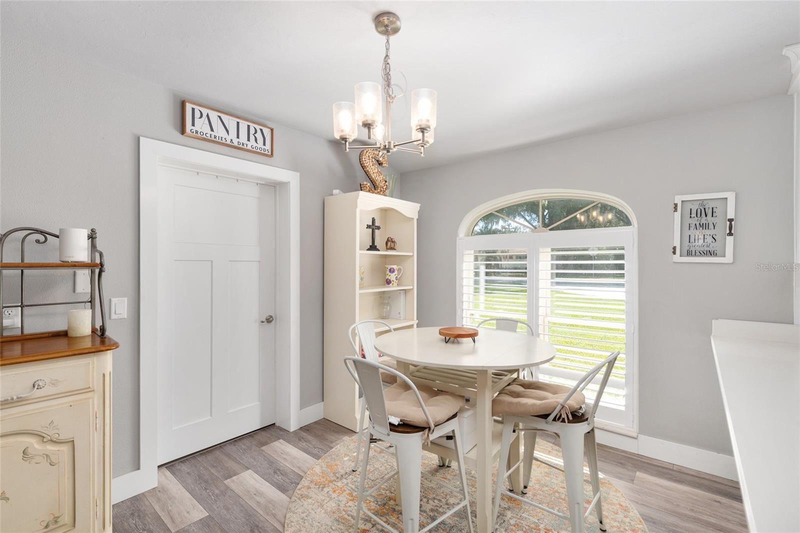 WOODFIELDS - Residential