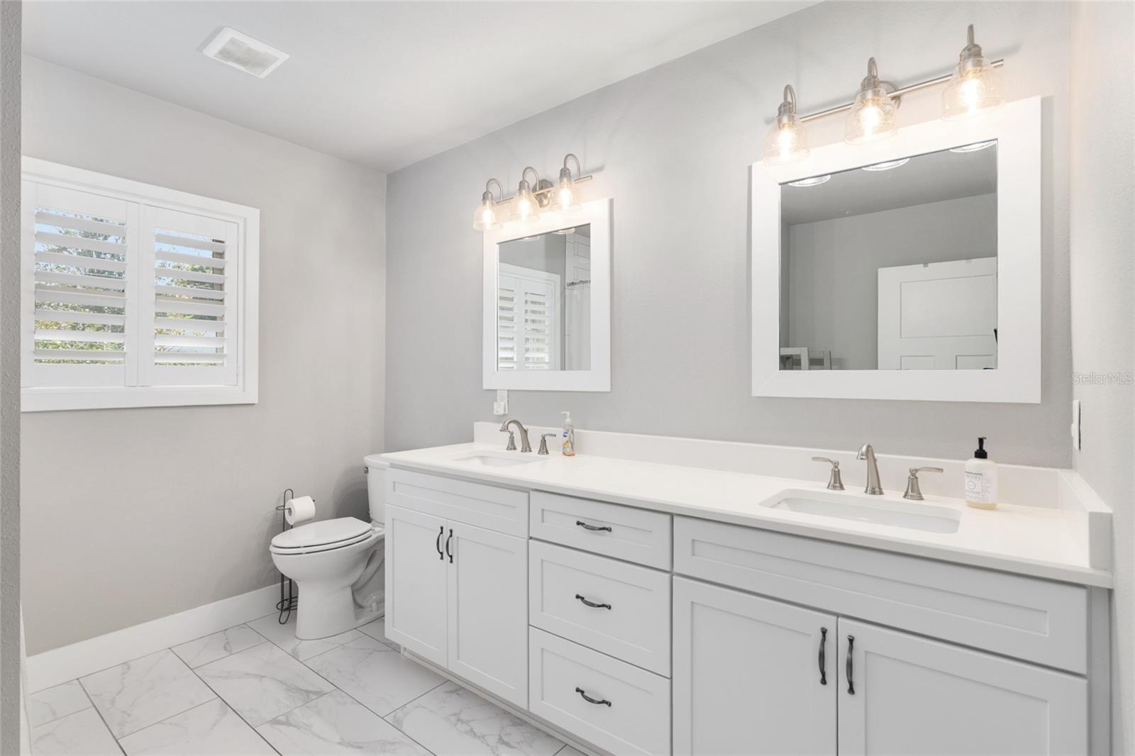 WOODFIELDS - Residential