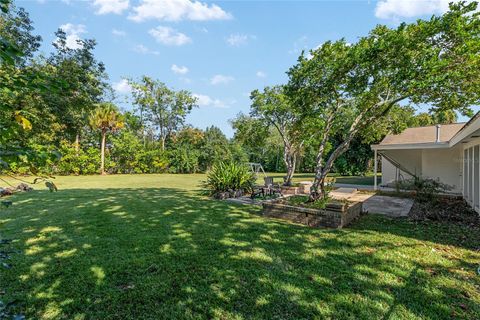 Tiny photo for 2041 SE 5th Street, Ocala, FL 34471 (MLS # OM712773)