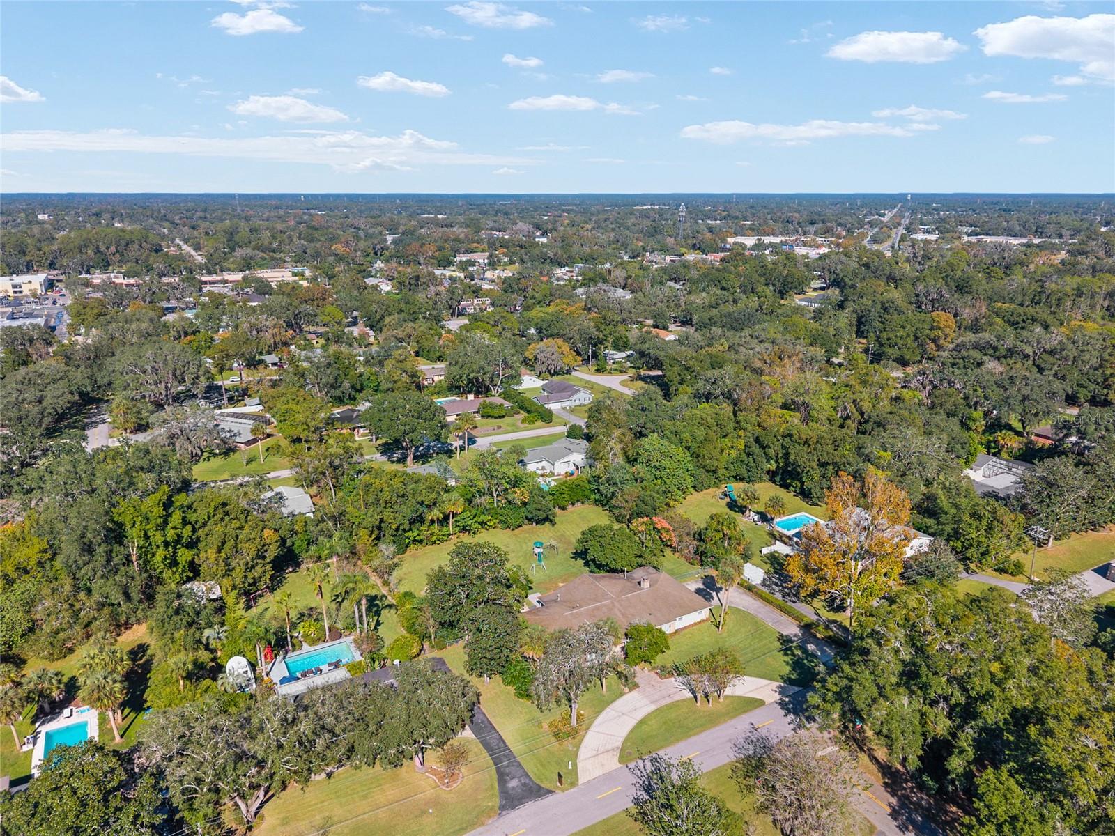 WOODFIELDS - Residential