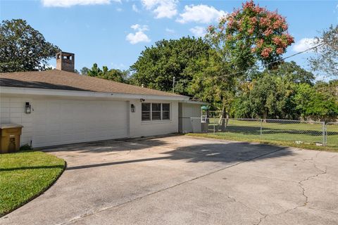 Tiny photo for 2041 SE 5th Street, Ocala, FL 34471 (MLS # OM712773)