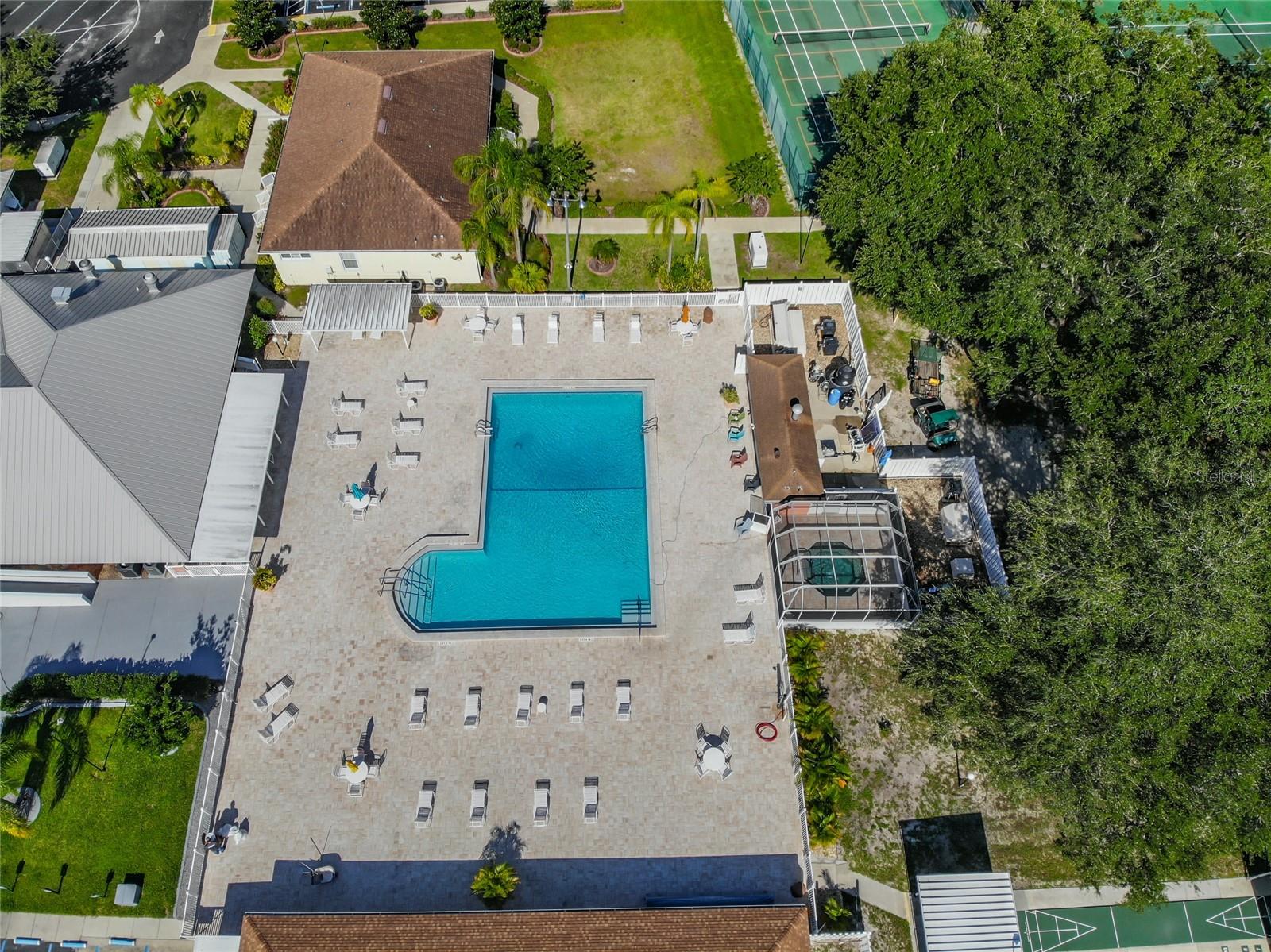 SADDLEBAG LAKE - Residential