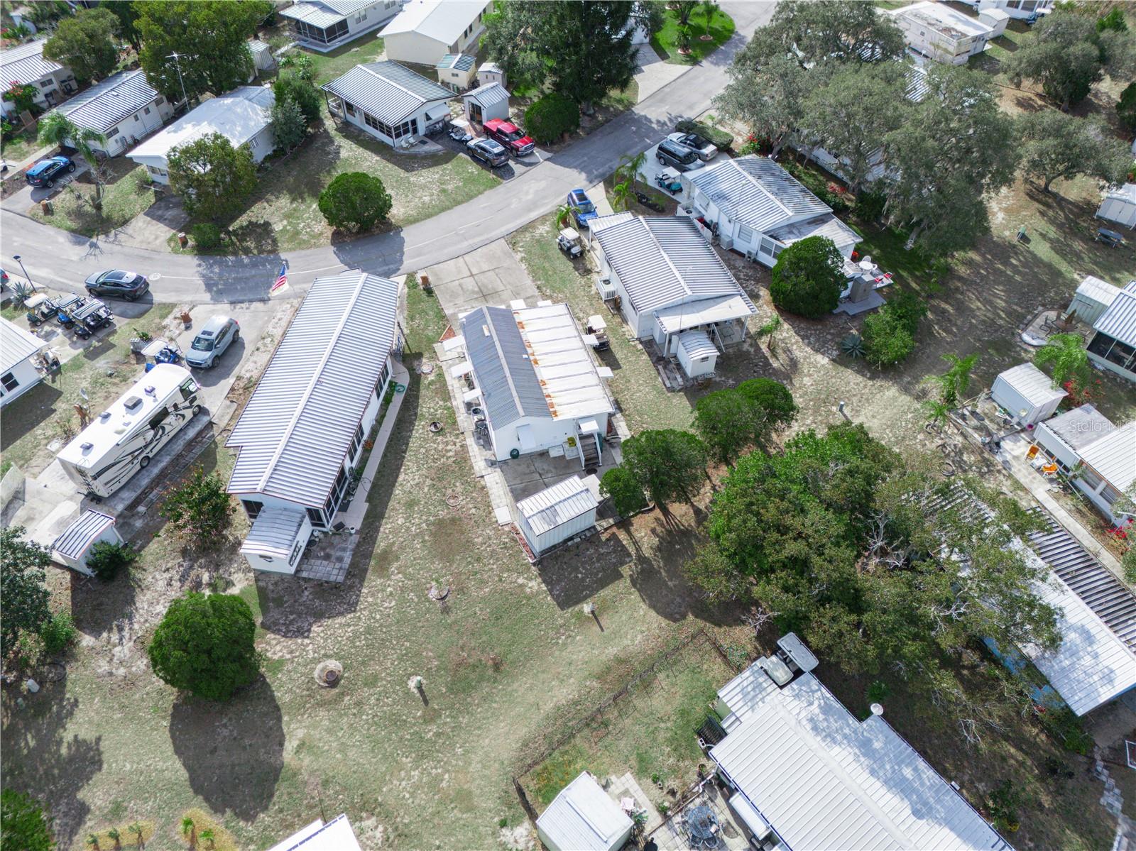 SADDLEBAG LAKE - Residential