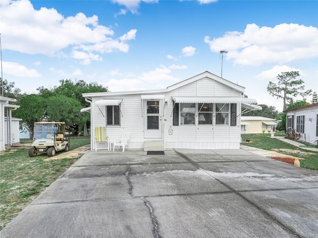 Photo of 47 Woodruff Way, Lake Wales, FL 33898 (MLS # K4903228)