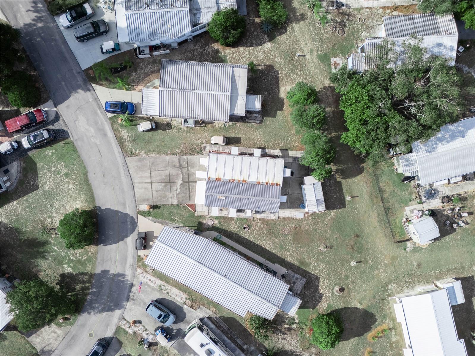 SADDLEBAG LAKE - Residential