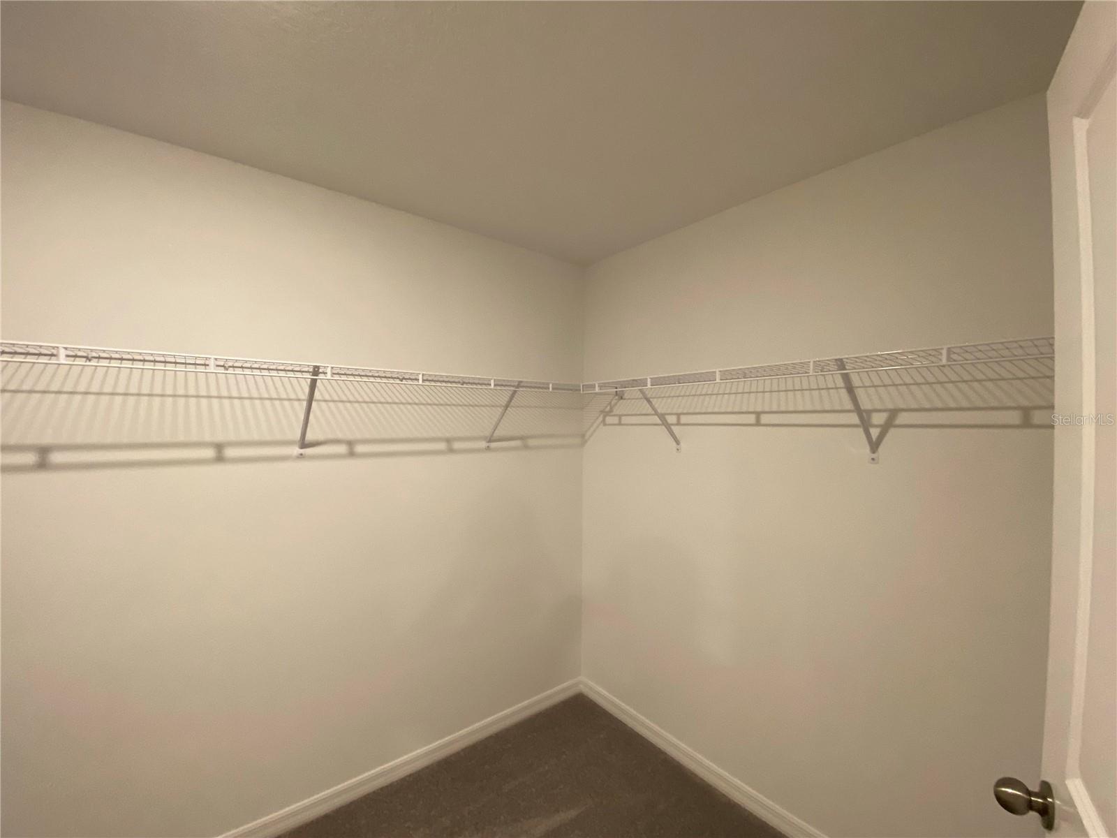 MARION OAKS UN 04 - Residential Lease