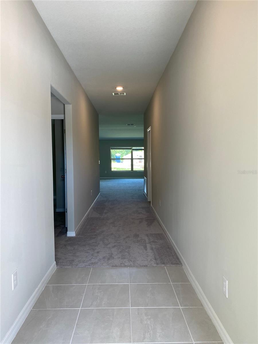 MARION OAKS UN 04 - Residential Lease