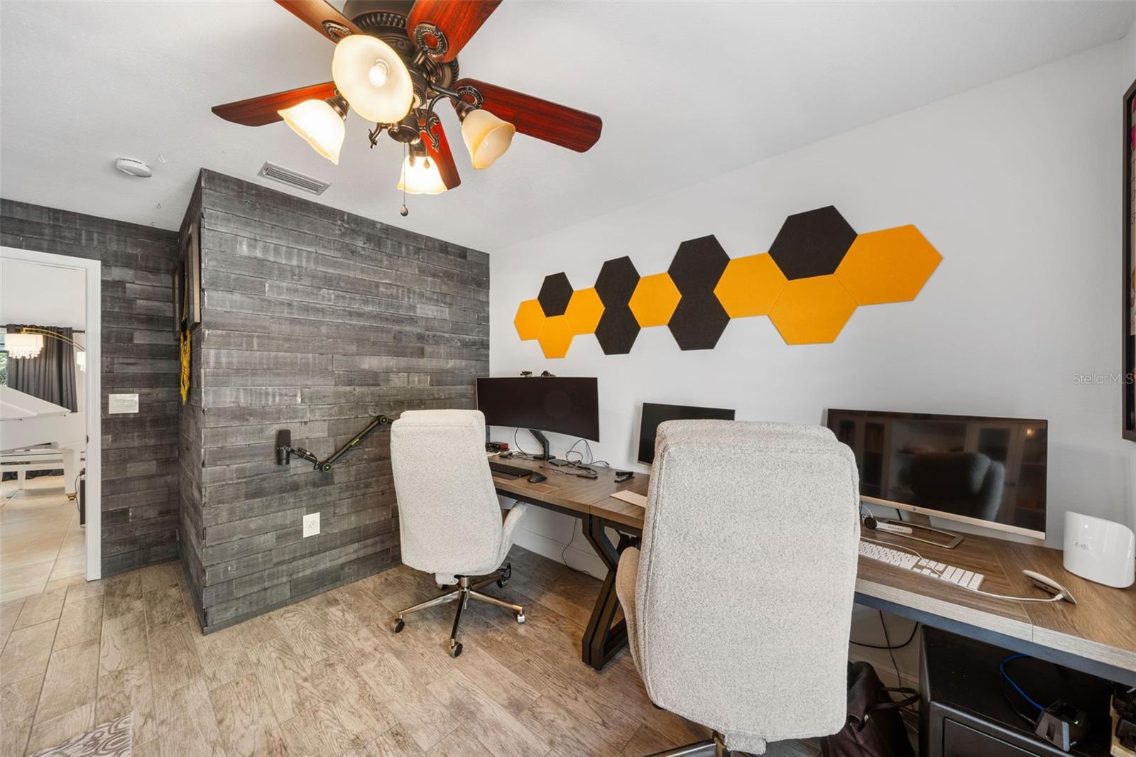 BRIDGEFIELD SUB - Residential