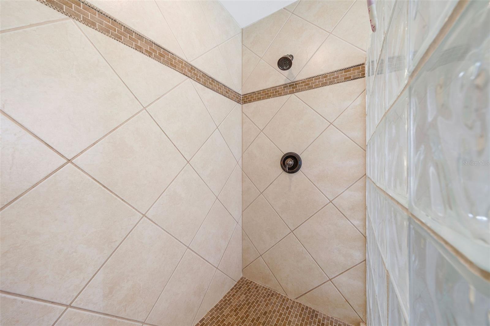 BRIDGEFIELD SUB - Residential