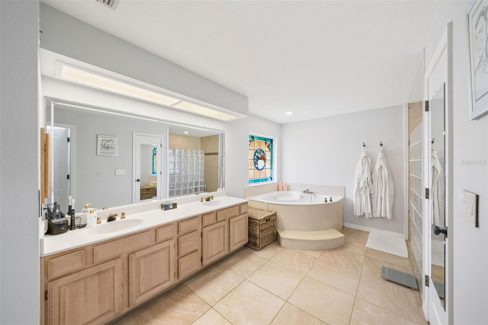 BRIDGEFIELD SUB - Residential