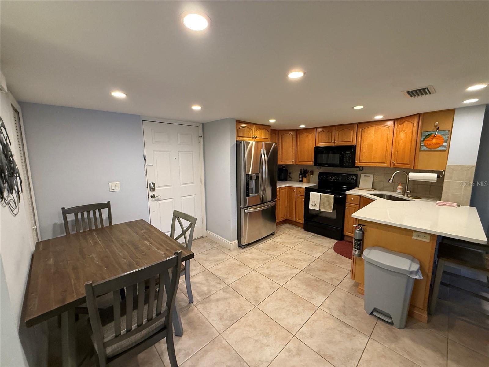 NINE FIFTY BROADWAY CONDO - Residential