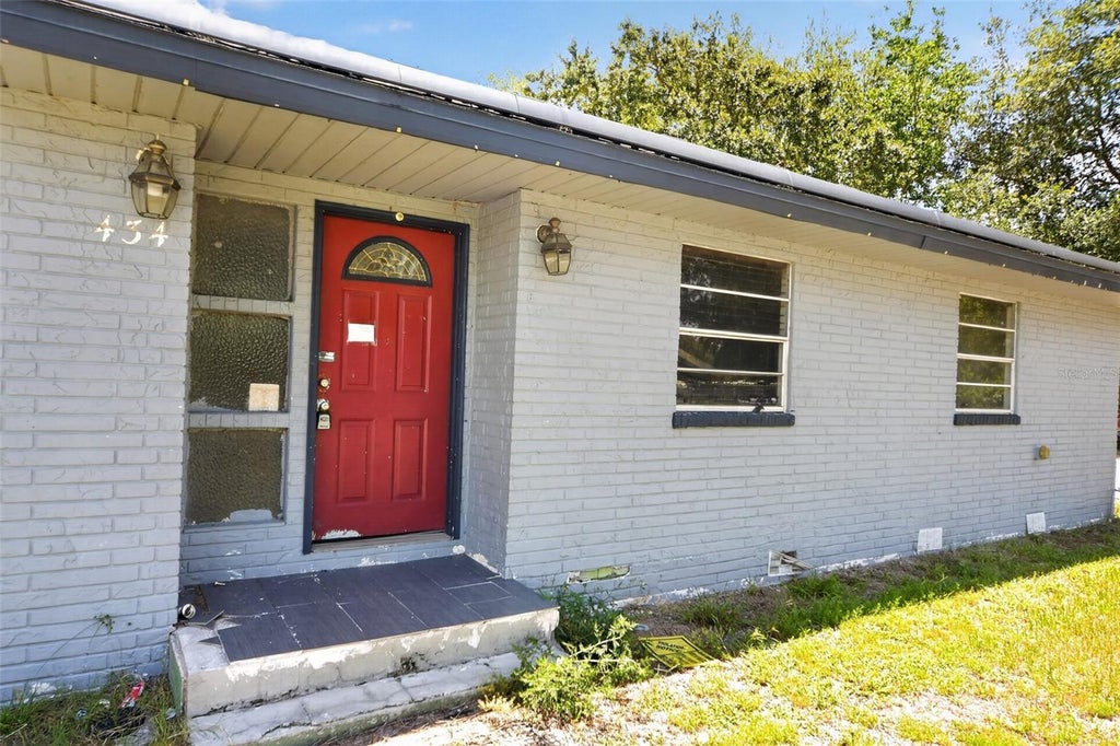 Photo of 434 Diamond Acres Road, Davenport, FL 33837 (MLS # C7527731)
