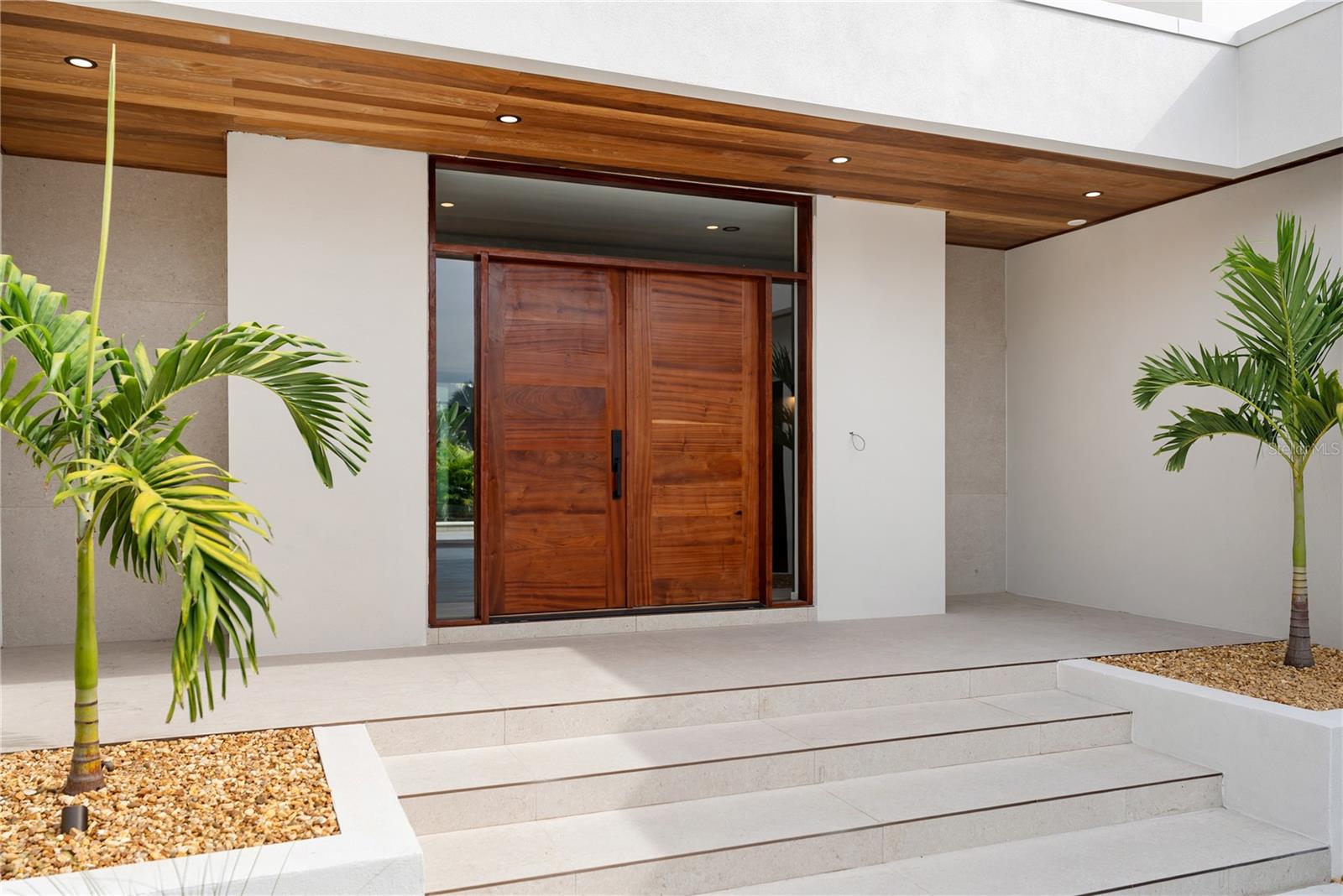 MIDWOOD MANOR - Residential