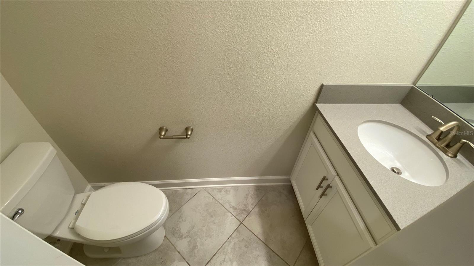 TRAILS/MOSS PARK - Residential Lease