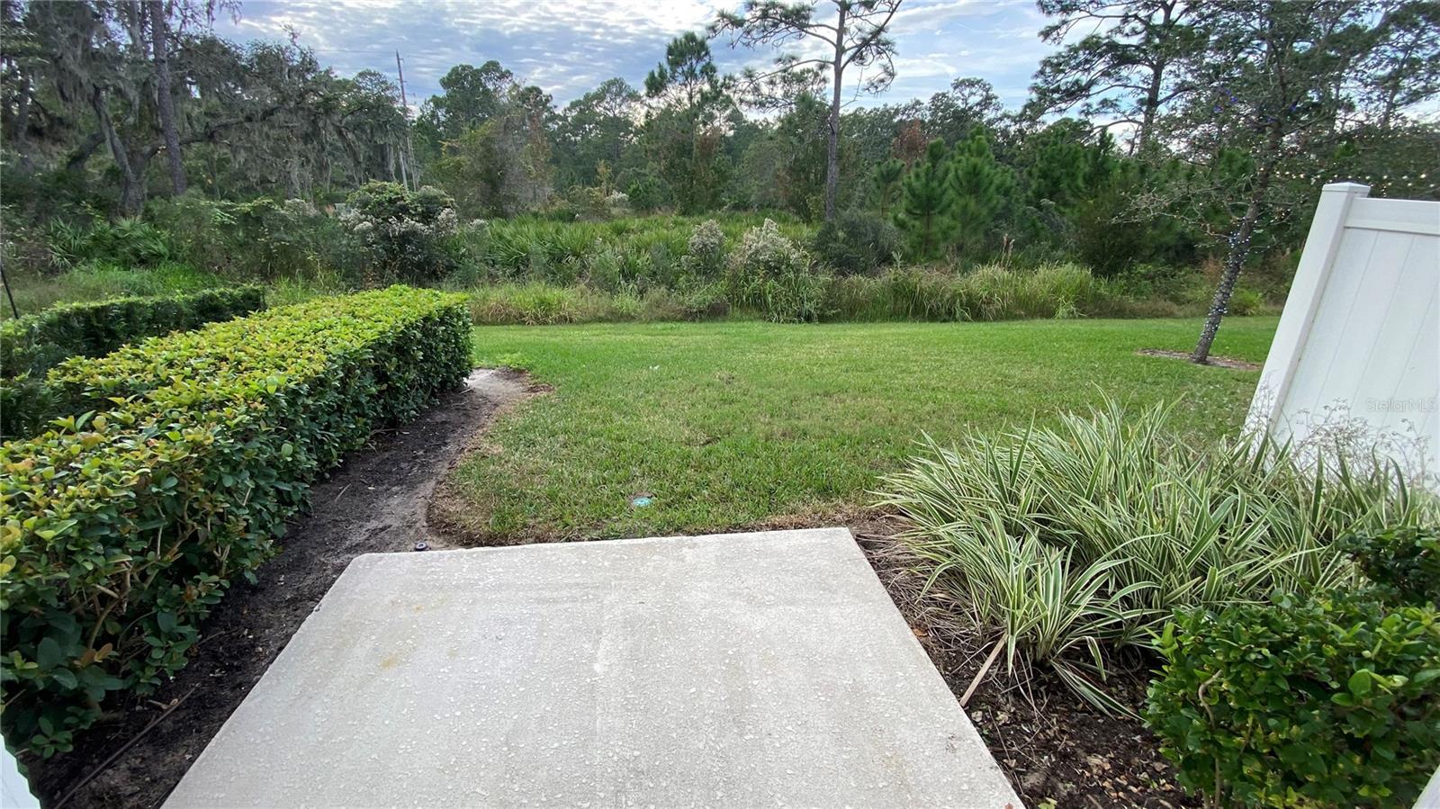 TRAILS/MOSS PARK - Residential Lease