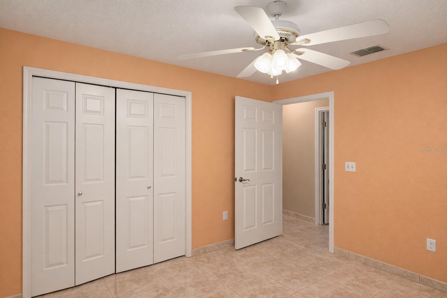 ASHLEY OAKS - Residential