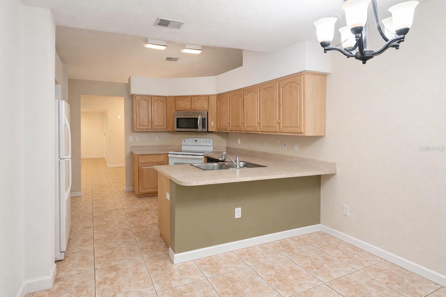 ASHLEY OAKS - Residential